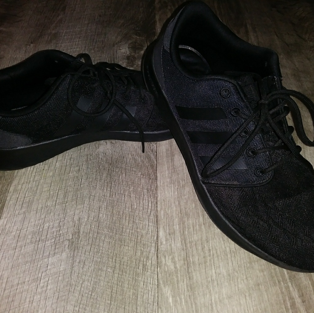 Adidas size 8.5 cloudfoam black running shoe